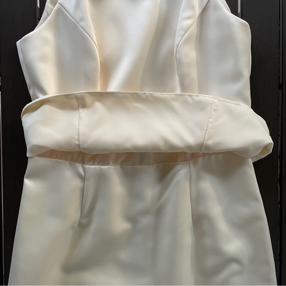 VINTAGE MICHAELANGELO PASTEL YELLOW FLOOR LENGTH SPAGHETTI STRAP GOWN!! - Picture 4 of 11